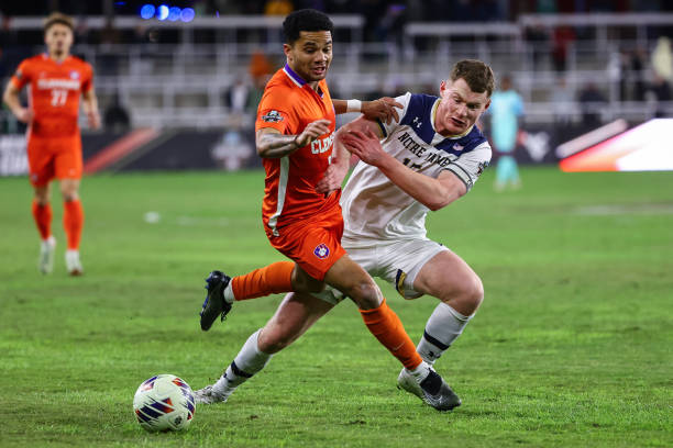 万人民币 万人民币